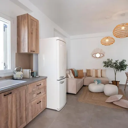 Pounta - 2br With Shared Pool - Fiora I * Pounda