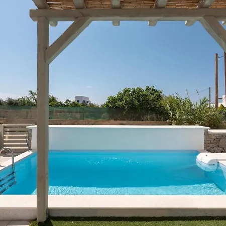 Pounta - 2br With Shared Pool - Fiora I Ferienhaus Pounda