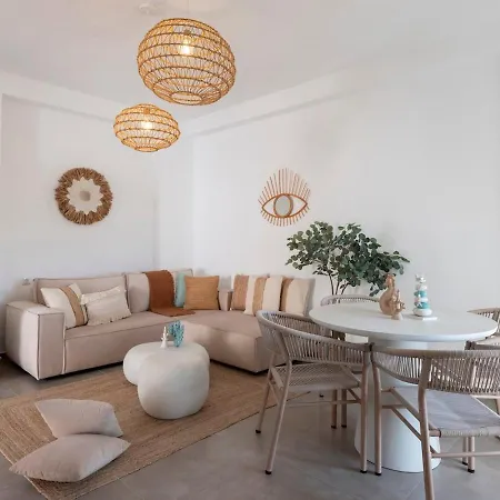 Pounta - 2br With Shared Pool - Fiora I * Pounda