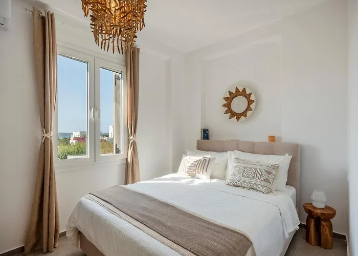 Pounta - 2br With Shared Pool - Fiora I * Pounda