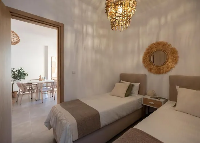 度假居 Pounta - 2br With Shared Pool - Fiora I 普恩达